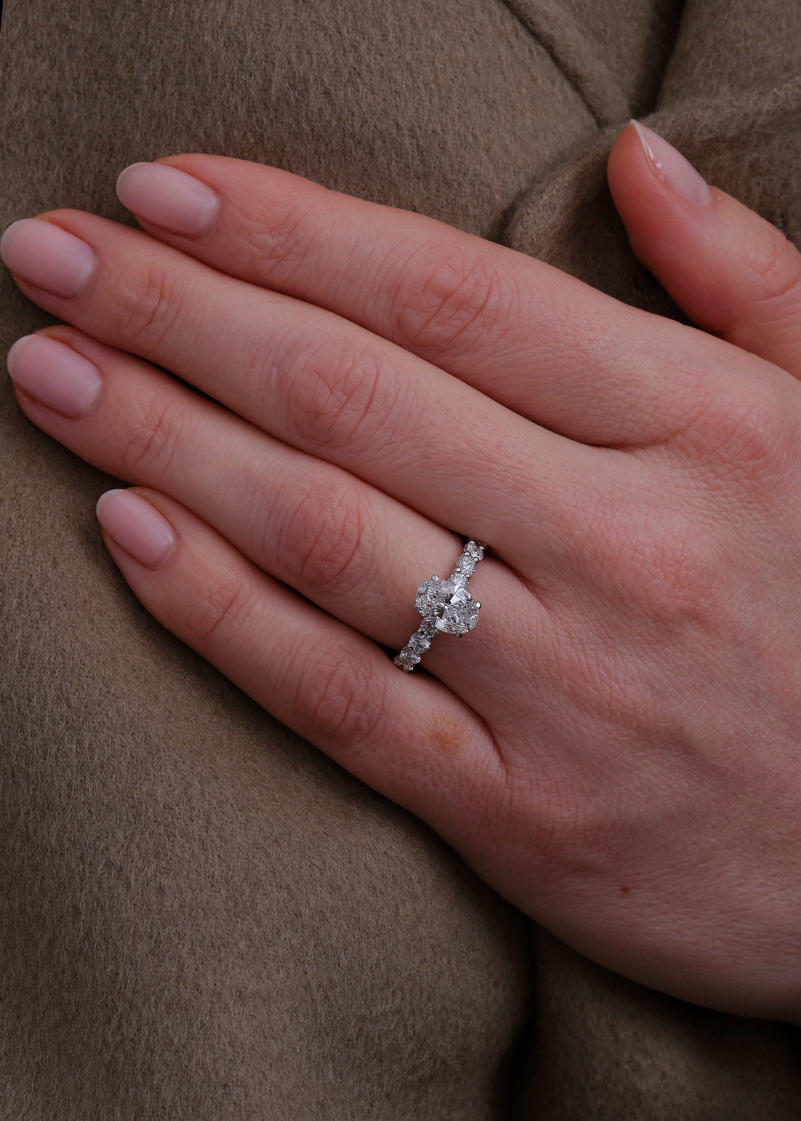 1.50ct Oval U Prong Setting Lab Grown Diamond Engagement Rings.