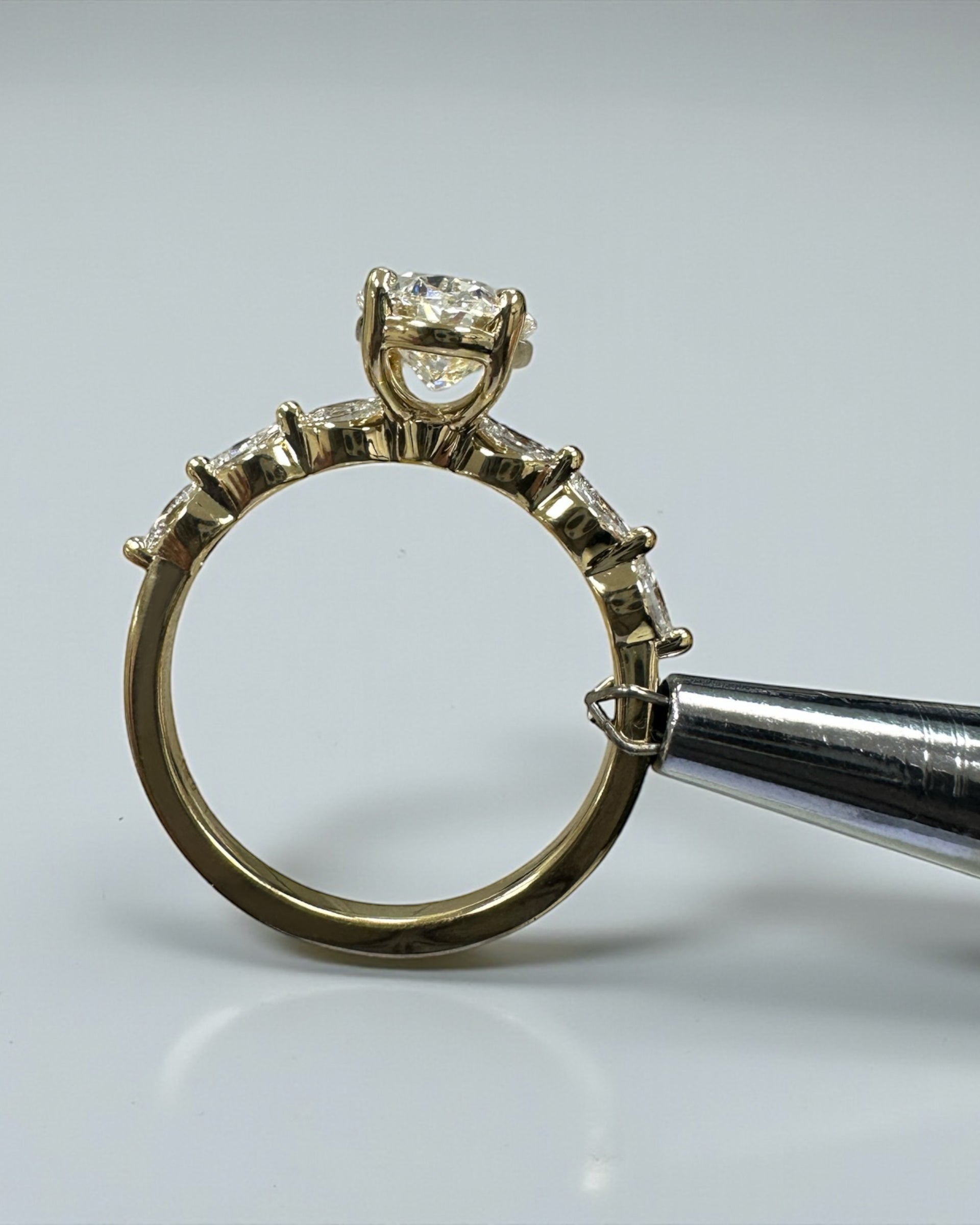 2ct Oval Cut Lab Grown Diamond Engagement Ring with Marquise Cut Diamond Band & floating Head, 18kt yellow gold 