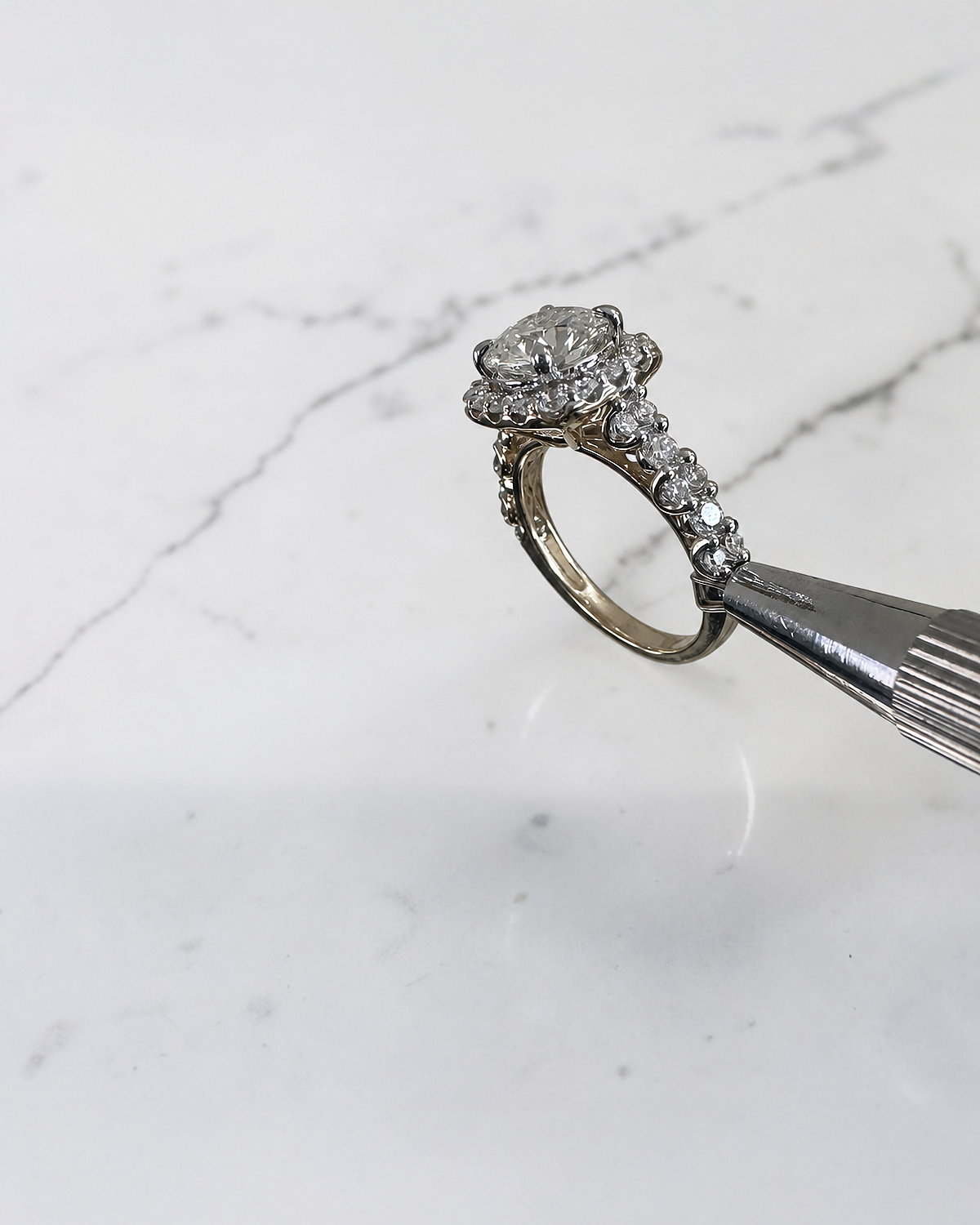 2ct round halo lab grown diamond engagement ring with diamond halo, fancy diamond shoulders and 3ct total diamond weight in 9ct yellow or white gold.