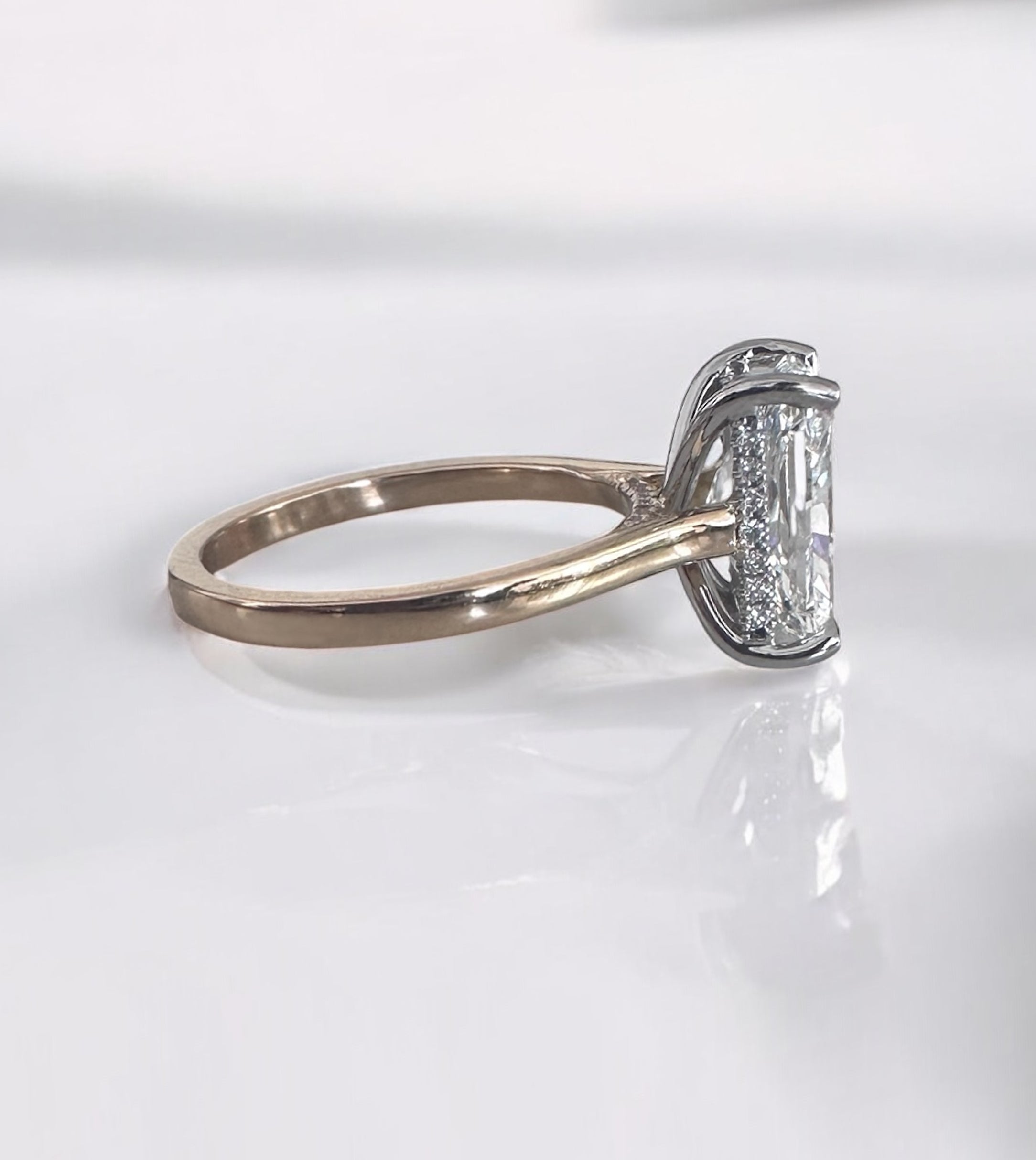lab grown 3ct radiant cut diamond engagement ring 