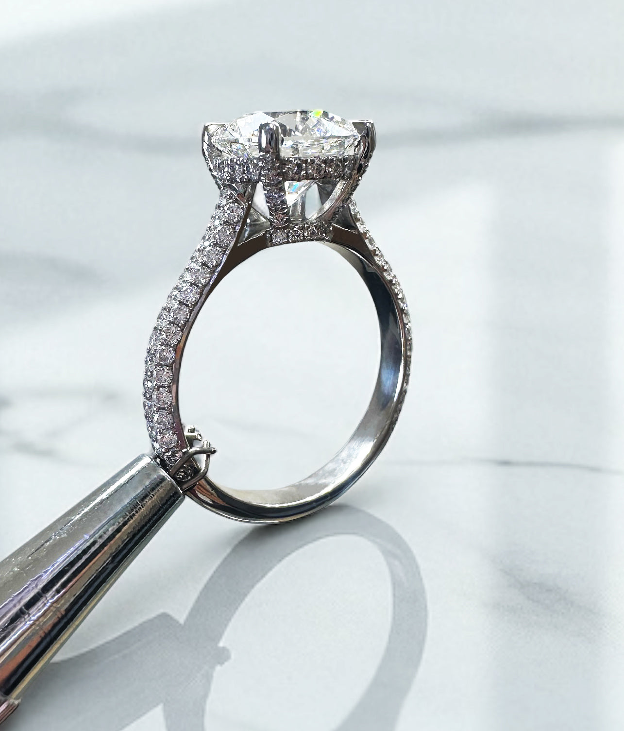 3ct Round Brilliant Cut 3D Setting Lab Grown Diamond Engagement Rings.