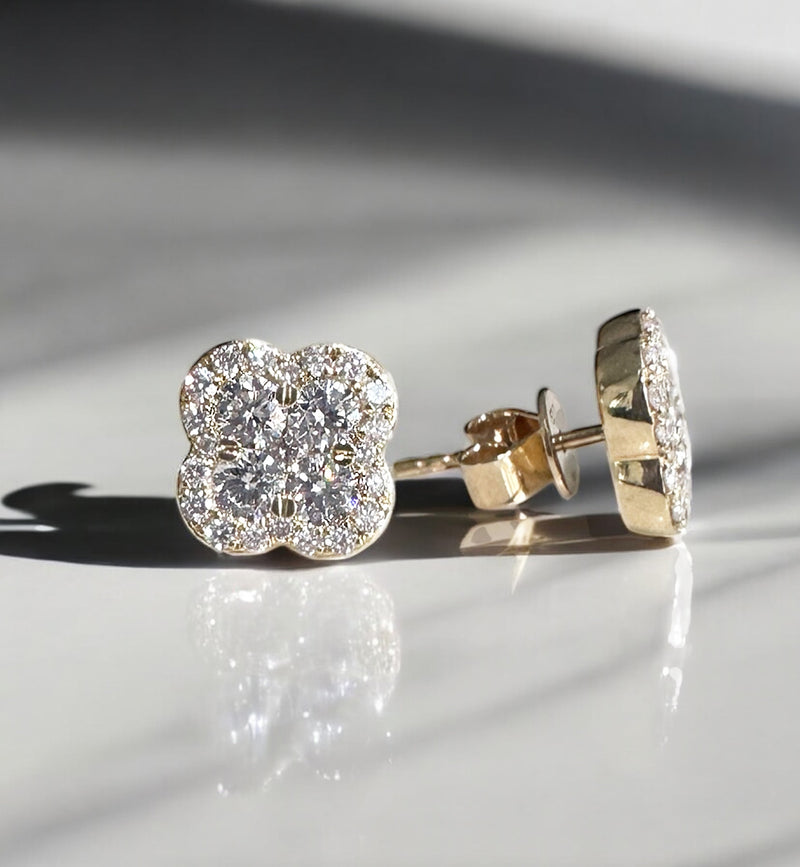 Grand Four Leaf Clover Diamond Earrings for Women.