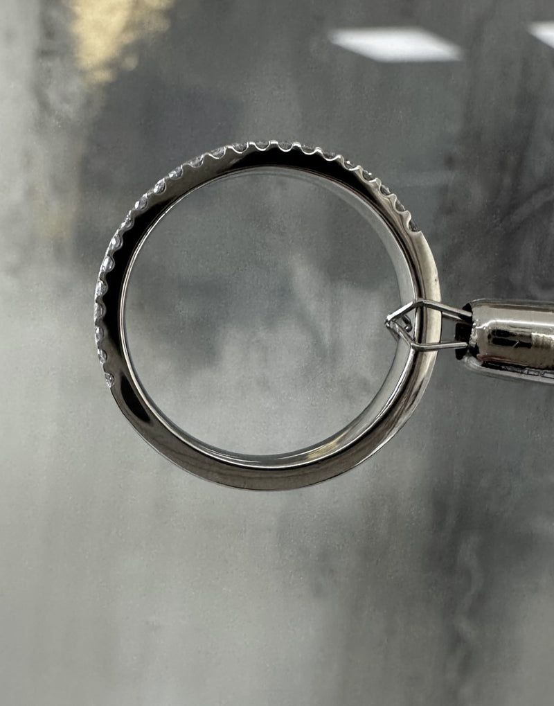 Side profile of the 3mm flat court ring, showcasing the flush setting and comfortable interior curves in our men's wedding band range.