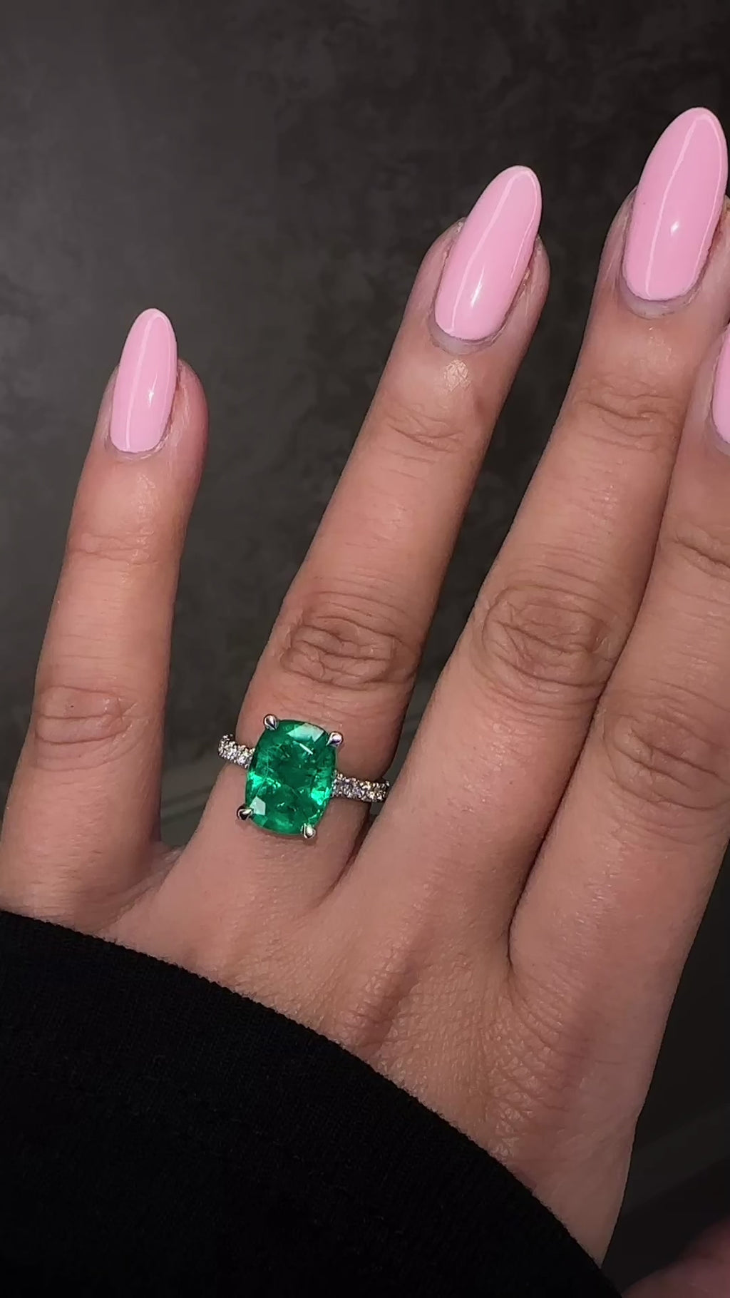 5ct cushion lab grown green emerald statement engagement ring with diamond split shoulder design platinum or 18kt white gold
