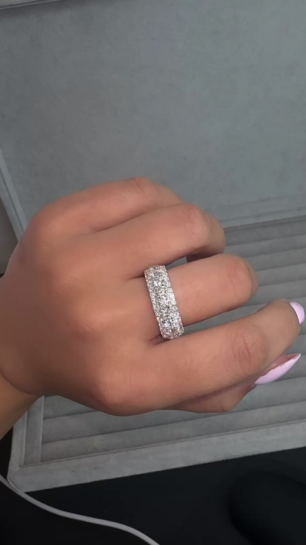2.70ct three row round brilliant diamond band ring with graduated centre diamonds and 7.7mm wide band
Platinum or 18kt white gold
