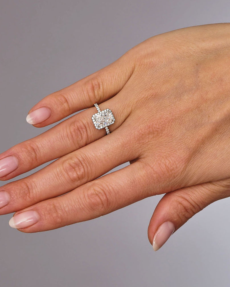 2ct Radiant Seamless Halo
