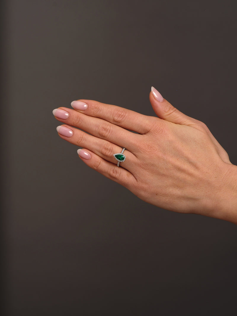 1.30ct Green Emerald Seamless Halo Lab Grown Diamond Engagement Rings.