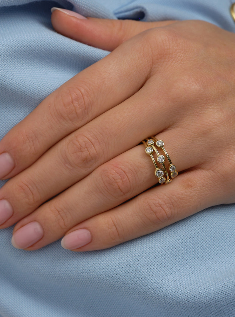 Side profile of the 0.70ct midi bubble ring, part of our diamond wedding bands range.