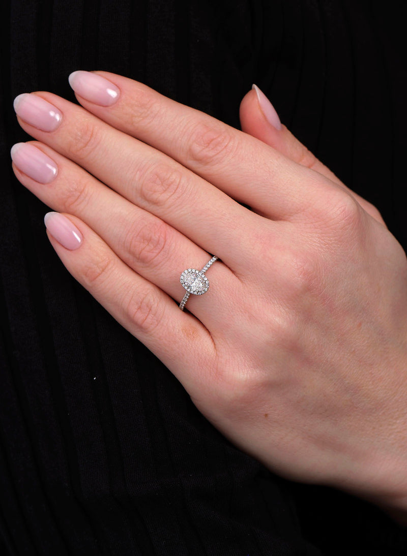 0.80ct Oval Seamless Halo Lab Grown Diamond Engagement Rings.